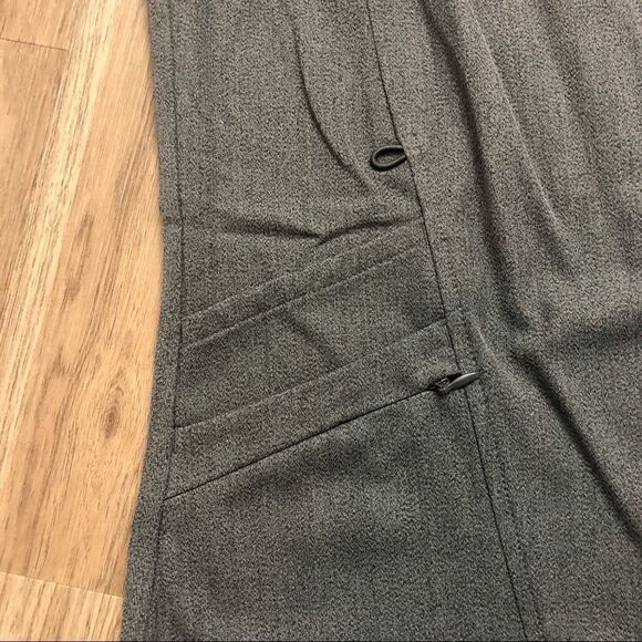 Cuddl Duds 6-Pocket Short Sleeve Scrub Top - Picture 9 of 13